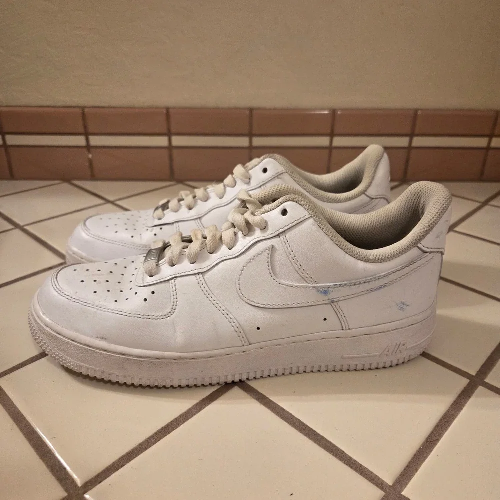 Nike Air Force 1 Low White Leather Sneakers Mens 8.5 315122-111 AF1 Low Top